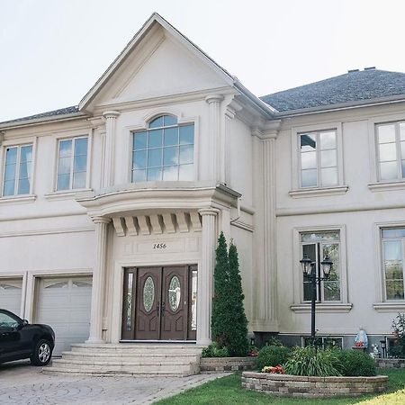 JstLikeHome - Luxury Mansion Ottawa Extérieur photo